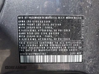 2023 Volkswagen Tiguan SE R-Line Black z VIN 3VVCB7AX1PM057201, wystawiony jako IAAI lot #41977239 z przebiegiem 84 840 mil mil oraz . Historia ofert i sprzedaży dostępna na DreamBid. Obrazek 9.