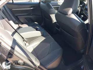 2022 Toyota Camry SE with VIN 4T1G11AK1NU688670, listed as a IAAI auction lot 42168847 with 54,975 mi miles. Bid and sale history available at carsss.com. Image 8.