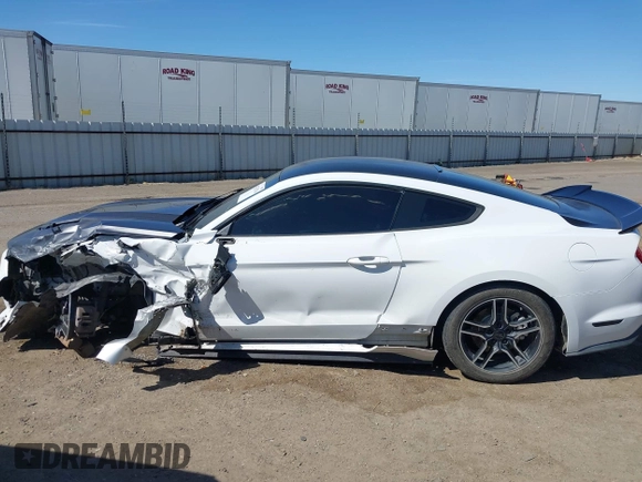 2016 Ford Mustang EcoBoost z VIN 1FA6P8TH3G5221133, wystawiony jako IAAI lot #42325336 z przebiegiem 135 065 mil mil oraz . Historia ofert i sprzedaży dostępna na DreamBid. Obrazek 15.