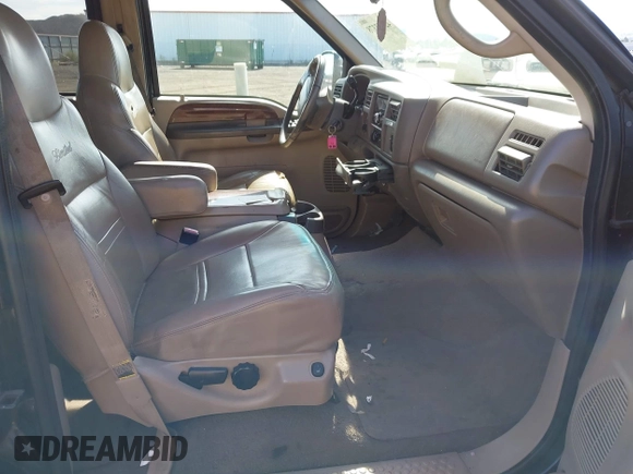 2001 Ford Excursion Limited with VIN 1FMNU43S41EB45847, listed as a IAAI auction lot 42553378 with 287,390 mi miles and . Bid and sale history available at DreamBid. Image 5.