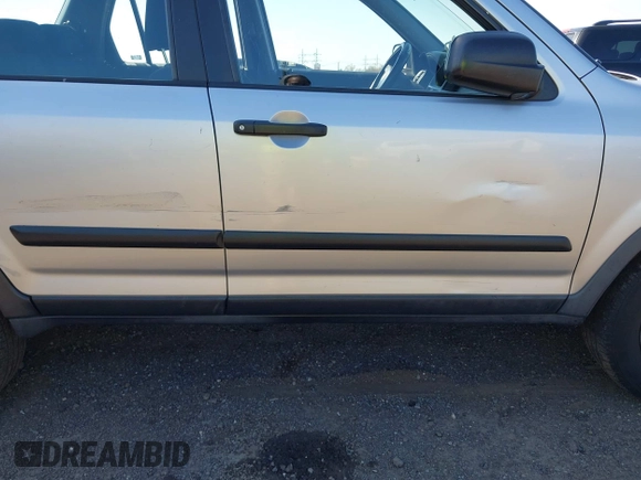 2006 Honda CR-V LX with VIN JHLRD78586C029065, listed as a IAAI auction lot 42043651 with 191,318 mi miles and . Bid and sale history available at carsss.com. Image 6.