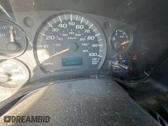 2003 GMC Savana Cargo z VIN 1GTHG35U431113170, wystawiony jako Copart lot #88987945 z przebiegiem 293 807 mil mil oraz Tytuł czysty. Historia ofert i sprzedaży dostępna na DreamBid. Obrazek 8.