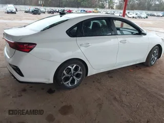 2021 Kia Forte LXS with VIN 3KPF24AD9ME329578, listed as a IAAI auction lot 41600312 with 73,272 mi miles. Bid and sale history available at carsss.com. Image 4.