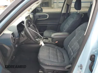 2023 Ford Bronco Sport Heritage z VIN 3FMCR9G68PRD23204, wystawiony jako Copart lot #56588845 z przebiegiem 25 990 mil mil oraz Szkoda całkowita • Salvage title. Historia ofert i sprzedaży dostępna na DreamBid. Obrazek 7.