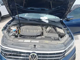 2018 Volkswagen Passat S z VIN 1VWAA7A35JC040106, wystawiony jako IAAI lot #41921626 z przebiegiem 60 785 mil mil oraz . Historia ofert i sprzedaży dostępna na DreamBid. Obrazek 10.