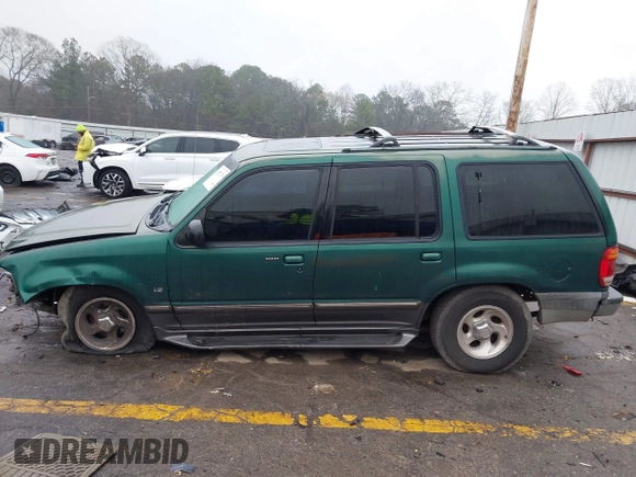 2000 Ford Explorer XLT с VIN 1FMZU63P9YUB63432, выставлен на аукционе IAAI как лот 41553738 с пробегом 332 946 миль миль и . История ставок и продаж доступна на DreamBid. Изображение 14.