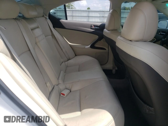 2010 Lexus IS 250 z VIN JTHBF5C24A5123479, wystawiony jako Copart lot #55631345 z przebiegiem Nie podano mil oraz Szkoda całkowita • Salvage title. Historia ofert i sprzedaży dostępna na DreamBid. Obrazek 10.