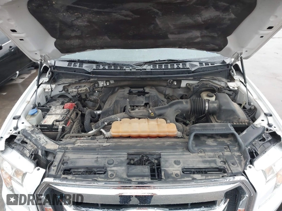 2015 Ford F-150 XLT with VIN 1FTEW1EP7FKE61564, listed as a IAAI auction lot 41889545 with 152,057 mi miles. Bid and sale history available at carsss.com. Image 10.