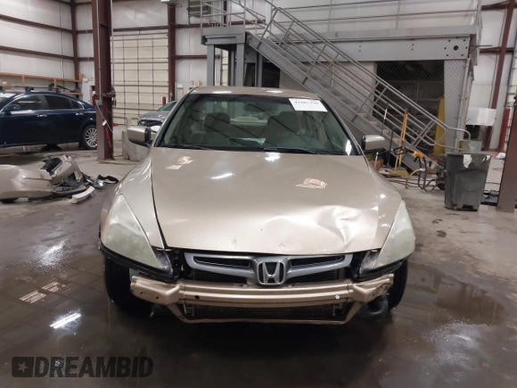 2005 Honda Accord LX z VIN 1HGCM56405A154610, wystawiony jako IAAI lot #41981328 z przebiegiem 177 047 mil mil oraz . Historia ofert i sprzedaży dostępna na DreamBid. Obrazek 13.