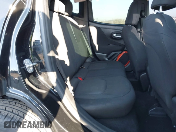 2018 Jeep Renegade Sport с VIN ZACCJBAB8JPH72828, выставлен на аукционе IAAI как лот 41768476 с пробегом 59 405 миль миль и . История ставок и продаж доступна на DreamBid. Изображение 8.