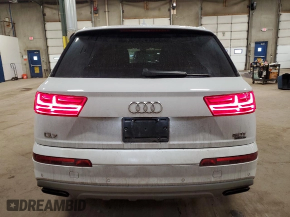 2018 Audi Q7 Premium Plus with VIN WA1LAAF71JD015468, listed as a Copart auction lot 46852095 with 126,637 mi miles and Non repairable. Bid and sale history available at DreamBid. Image 6.