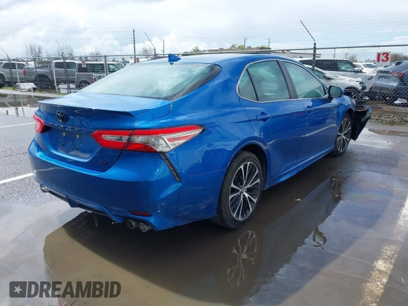 2019 Toyota Camry LE z VIN 4T1B11HK1KU282870, wystawiony jako IAAI lot #41799625 z przebiegiem 63 977 mil mil oraz . Historia ofert i sprzedaży dostępna na DreamBid. Obrazek 4.