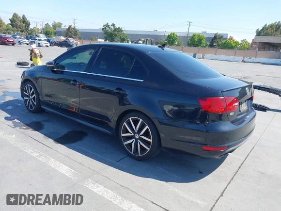 2013 Volkswagen Jetta GLI Autobahn with VIN 3VW4A7AJ9DM272092, listed as a IAAI auction lot 42587586 with 150,928 mi miles and . Bid and sale history available at DreamBid. Image 3.