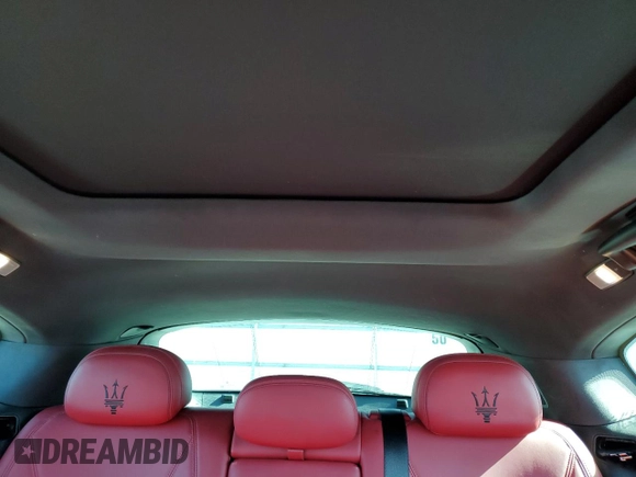 2018 Maserati Levante with VIN ZN661XUA7JX301391, listed as a Copart auction lot 42688684 with 57,679 mi miles. Bid and sale history available at carsss.com. Image 10.