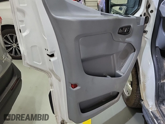 2018 Ford Transit with VIN 1FTYR1YG4JKB43944, listed as a IAAI auction lot 42418971 with 110,867 mi miles and . Bid and sale history available at DreamBid. Image 1.