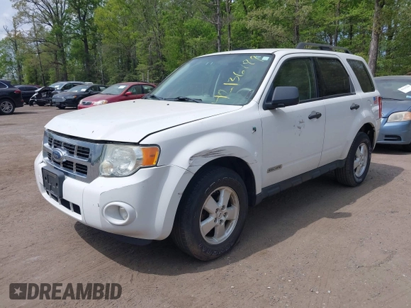 2008 Ford Escape Hybrid with VIN 1FMCU59H38KC38282, listed as a IAAI auction lot 42136889 with 233,123 mi miles. Bid and sale history available at carsss.com. Image 2.