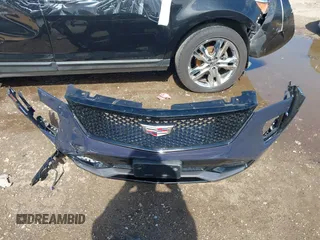 2024 Cadillac XT4 FWD Sport with VIN 1GYFZER40RF226384, listed as a IAAI auction lot 42220804 with 8,743 mi miles and . Bid and sale history available at DreamBid. Image 20.