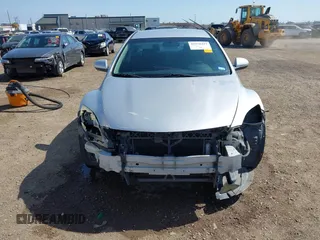 2009 Mazda 6 i Sport with VIN 1YVHP81A095M29900, listed as a IAAI auction lot 41576427 with 202,371 mi miles and . Bid and sale history available at carsss.com. Image 6.
