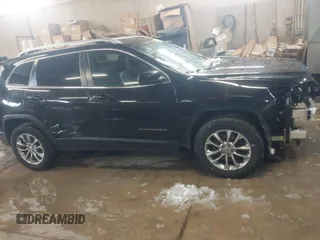 2019 Jeep Cherokee Altitude with VIN 1C4PJMLB4KD268366, listed as a IAAI auction lot 41716837 with 136,185 mi miles and . Bid and sale history available at DreamBid. Image 13.