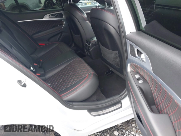 2019 Genesis G70 3.3T Advanced with VIN KMTG74LE6KU014118, listed as a IAAI auction lot 41752512 with 51,817 mi miles. Bid and sale history available at carsss.com. Image 8.