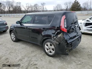 2019 Kia Soul with VIN KNDJN2A20K7697780, listed as a Copart auction lot 43431075 with 103,941 mi miles and Clean Title. Bid and sale history available at carsss.com. Image 2.