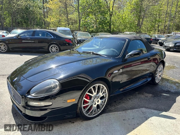 2006 Maserati GranSport z VIN ZAMEB18A660026402, wystawiony jako Copart lot #55486035 z przebiegiem 56 515 mil mil oraz Tytuł czysty. Historia ofert i sprzedaży dostępna na DreamBid. Obrazek 2.