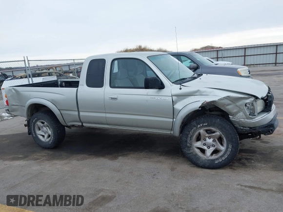 2003 Toyota Tacoma with VIN 5TEWN72N83Z286455, listed as a IAAI auction lot 41270076 with 170,482 mi miles. Bid and sale history available at carsss.com. Image 13.
