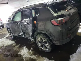 2019 Jeep Compass Limited z VIN 3C4NJDCB0KT854452, wystawiony jako Copart lot #45643835 z przebiegiem Nie podano mil oraz Czysty tytuł • Clean title. Historia ofert i sprzedaży dostępna na DreamBid. Obrazek 2.