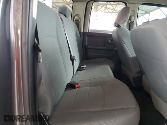 2017 Ram 1500 Express z VIN 1C6RR6FT1HS836067, wystawiony jako Copart lot #55864925 z przebiegiem 95 191 mil mil oraz Szkoda całkowita • Salvage title. Historia ofert i sprzedaży dostępna na DreamBid. Obrazek 10.