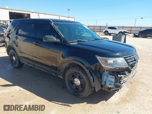 2017 Ford Police Interceptor Utility z VIN 1FM5K8ATXHGE30575, wystawiony jako IAAI lot #42070293 z przebiegiem 99 712 mil mil oraz . Historia ofert i sprzedaży dostępna na DreamBid. Obrazek 1.