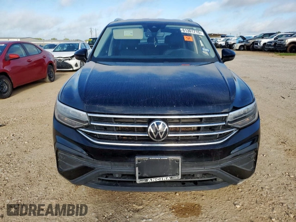 2022 Volkswagen Tiguan SE z VIN 3VV3B7AX3NM114527, wystawiony jako Copart lot #61301715 z przebiegiem 60 534 mil mil oraz Szkoda całkowita • Salvage title. Historia ofert i sprzedaży dostępna na DreamBid. Obrazek 5.