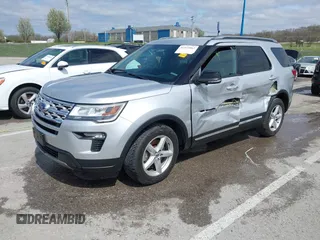 2018 Ford Explorer XLT with VIN 1FM5K7D86JGC27318, listed as a IAAI auction lot 41923567 with 120,333 mi miles and . Bid and sale history available at DreamBid. Image 2.