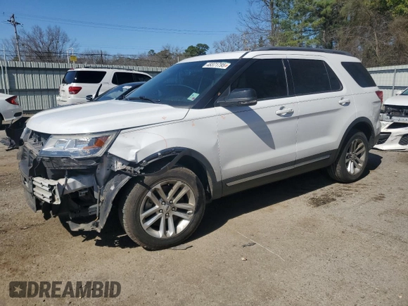 2017 Ford Explorer XLT with VIN 1FM5K7D88HGD78042, listed as a Copart auction lot 48371795 with 134,202 mi miles and Salvage Title. Bid and sale history available at carsss.com. Image 1.