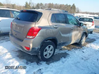2018 Chevrolet Trax LT with VIN 3GNCJPSB1JL204447, listed as a IAAI auction lot 41412002 with 130,654 mi miles. Bid and sale history available at carsss.com. Image 4.