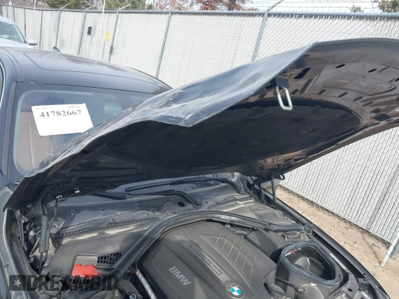 2015 BMW 3 Series 335i xDrive with VIN WBA3B9G58FNR94113, listed as a IAAI auction lot 41782667 with 106,089 mi miles and . Bid and sale history available at carsss.com. Image 20.