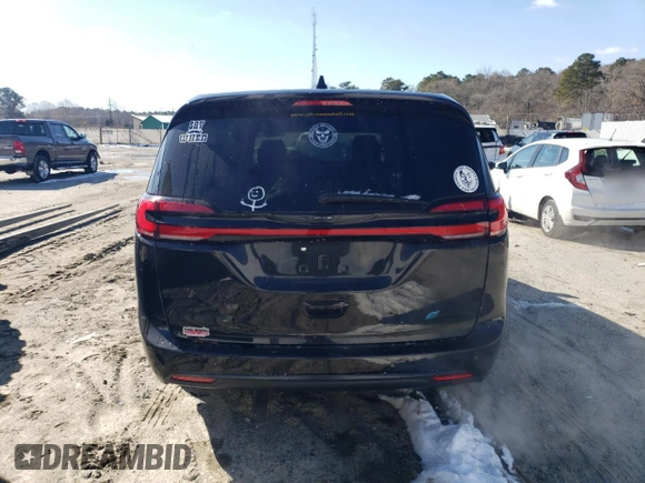 2023 Chrysler Pacifica Hybrid Limited with VIN 2C4RC1S77PR501630, listed as a Copart auction lot 46143825 with 39,419 mi miles and Salvage title. Bid and sale history available at DreamBid. Image 6.