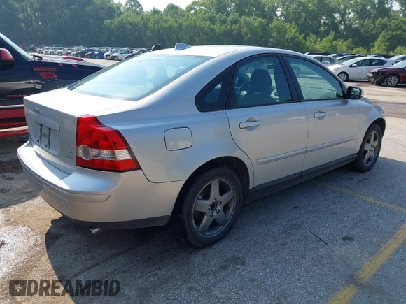 2007 Volvo S40 2.5L Turbo с VIN YV1MH682472299584, выставлен на аукционе IAAI как лот 42397638 с пробегом 123 473 миль миль и . История ставок и продаж доступна на DreamBid. Изображение 4.