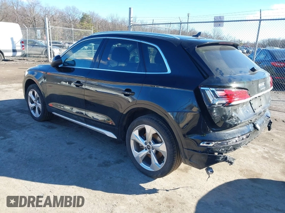 2021 Audi Q5 Premium Plus with VIN WA1BAAFY9M2048397, listed as a IAAI auction lot 41486775 with 39,624 mi miles and . Bid and sale history available at DreamBid. Image 3.