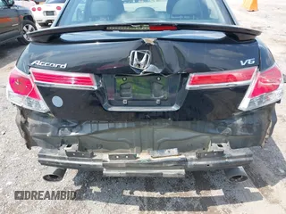 2012 Honda Accord EX-L z VIN 1HGCP3F8XCA030159, wystawiony jako IAAI lot #42259367 z przebiegiem 129 022 mil mil oraz . Historia ofert i sprzedaży dostępna na DreamBid. Obrazek 6.