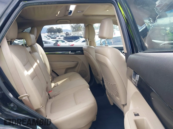 2011 Kia Sorento EX with VIN 5XYKU4A24BG053222, listed as a IAAI auction lot 41741806 with 1 mi miles. Bid and sale history available at carsss.com. Image 8.