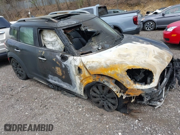 2019 MINI Countryman Cooper S с VIN WMZYT5C59K3E64682, выставлен на аукционе IAAI как лот 42149889 с пробегом Не указан миль и . История ставок и продаж доступна на DreamBid. Изображение 1.