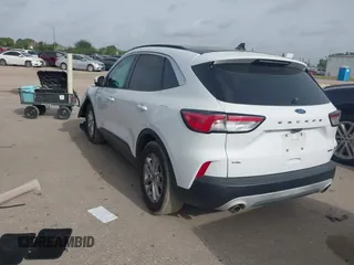 2020 Ford Escape SE with VIN 1FMCU0G61LUB30468, listed as a IAAI auction lot 42265331 with 84,026 mi miles and . Bid and sale history available at DreamBid. Image 3.