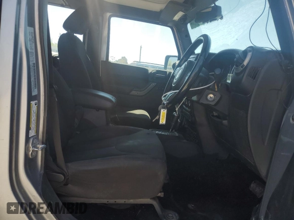 2016 Jeep Wrangler Unlimited Sport RHD с VIN 1C4BJWKG9GL107415, выставлен на аукционе Copart как лот 52100305 с пробегом 227 153 миль миль и Чистый • Clean title. История ставок и продаж доступна на DreamBid. Изображение 7.