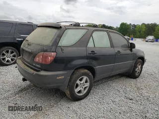 1999 Lexus RX 300 Luxury SUV with VIN JT6GF10U1X0026047, listed as a Copart auction lot 53750535 with 152,761 mi miles and Clean Title. Bid and sale history available at carsss.com. Image 3.