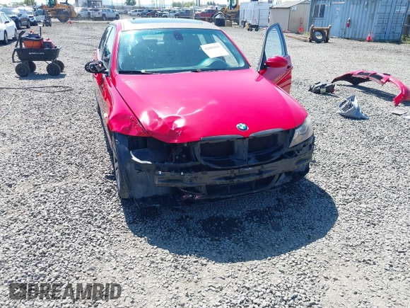 2006 BMW 3 Series 325i z VIN WBAVB135X6KX44938, wystawiony jako IAAI lot #42082025 z przebiegiem 138 082 mil mil oraz . Historia ofert i sprzedaży dostępna na DreamBid. Obrazek 6.