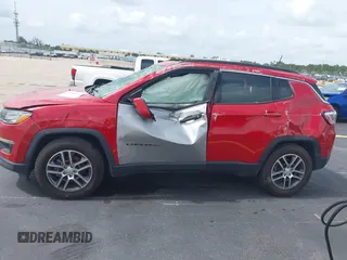 2019 Jeep Compass Latitude with VIN 3C4NJCBB8KT843811, listed as a IAAI auction lot 42442207 with 83,608 mi miles and . Bid and sale history available at DreamBid. Image 15.