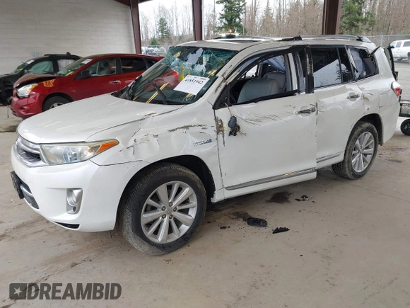 2011 Toyota Highlander Hybrid Limited with VIN JTEDC3EH5B2001611, listed as a IAAI auction lot 41851942 with 1 mi miles. Bid and sale history available at carsss.com. Image 17.