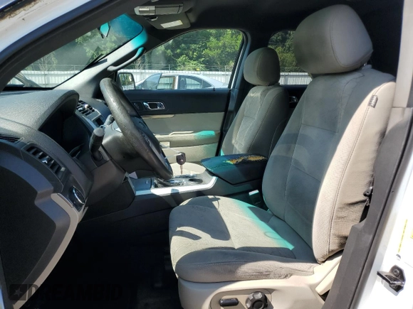 2015 Ford Explorer z VIN 1FM5K7B86FGB56728, wystawiony jako Copart lot #65747715 z przebiegiem 126 465 mil mil oraz Czysty tytuł • Clean title. Historia ofert i sprzedaży dostępna na DreamBid. Obrazek 7.