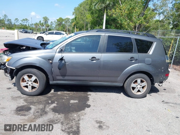 2007 Mitsubishi Outlander LS z VIN JA4MT31XX7U004009, wystawiony jako IAAI lot #42006069 z przebiegiem 222 768 mil mil oraz . Historia ofert i sprzedaży dostępna na DreamBid. Obrazek 14.