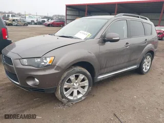 2013 Mitsubishi Outlander SE with VIN JA4JT3AW2DU013681, listed as a IAAI auction lot 41722425 with 95,145 mi miles. Bid and sale history available at carsss.com. Image 17.